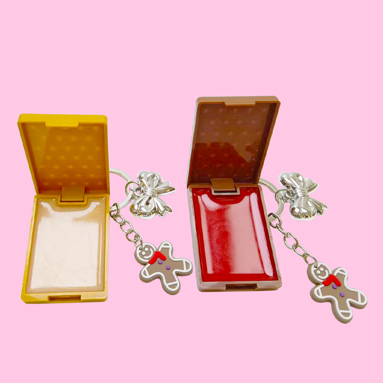 キュートなビスケット型リップグロス 型番：C5615