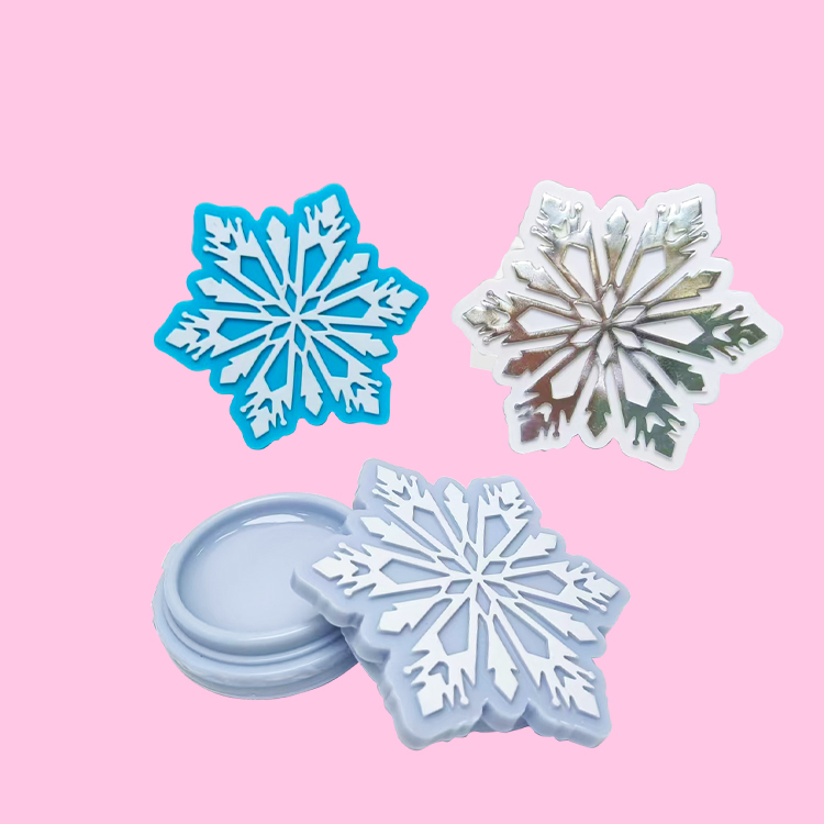 光沢のあるリップグロスモデルを備えたかわいい雪片：C1161-8