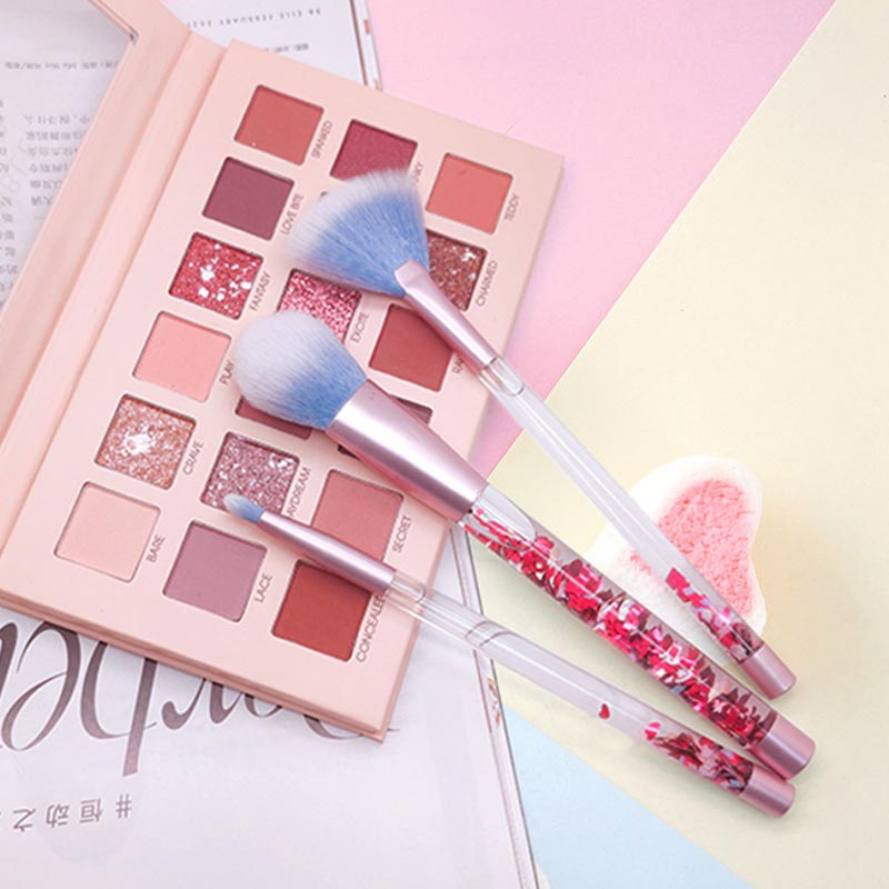 チークキットメーカー