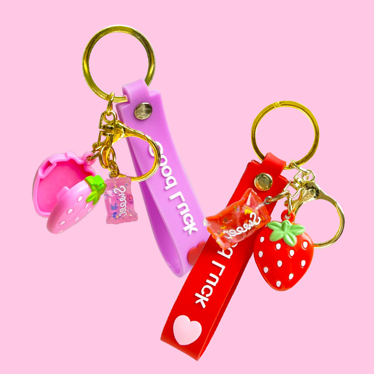 キュートなミニストロベリーリップグロスペンダント モデル: C1229